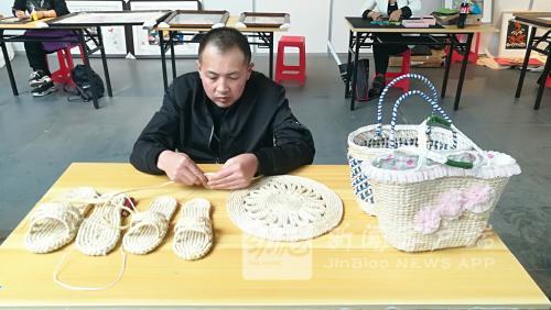 黑龍江省首屆非物質文化遺產(chǎn)傳統(tǒng)工藝大賽決賽舉行